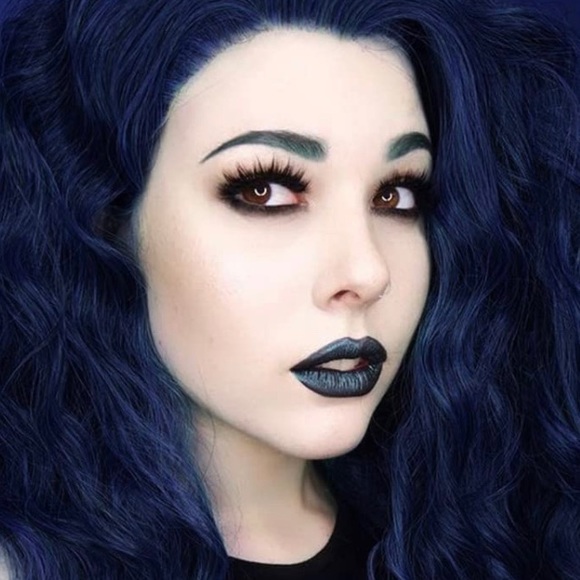 - 💫 12” BLUE WAVY LACE FRONT WIG💫 *NEW*🆕🆕🆕